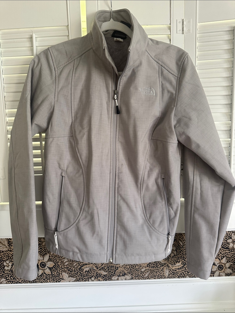 The North Face Women’s Light Gray Soft-Shell Jacket